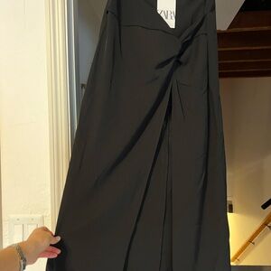 Zara Women's Black Midi Skirt with slit and under mini skirt